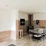 Magnifique Batisse Champenoise, Jardins, Billards, Parking Ecury-sur-Coole