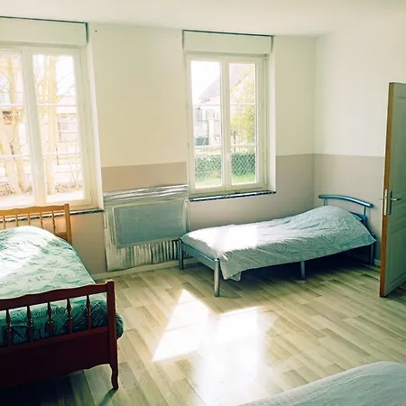 Ferienhaus Magnifique Batisse Champenoise, Jardins, Billards, Parking