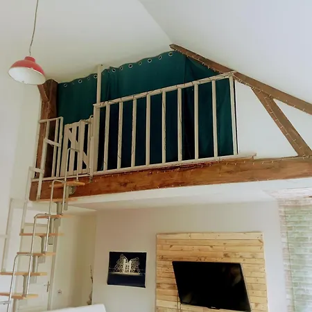 Magnifique Batisse Champenoise, Jardins, Billards, Parking Ferienhaus Ecury-sur-Coole